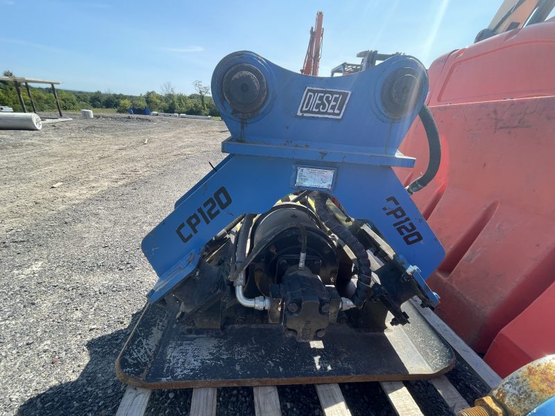 DIESEL 120CL PLATE COMPACTOR