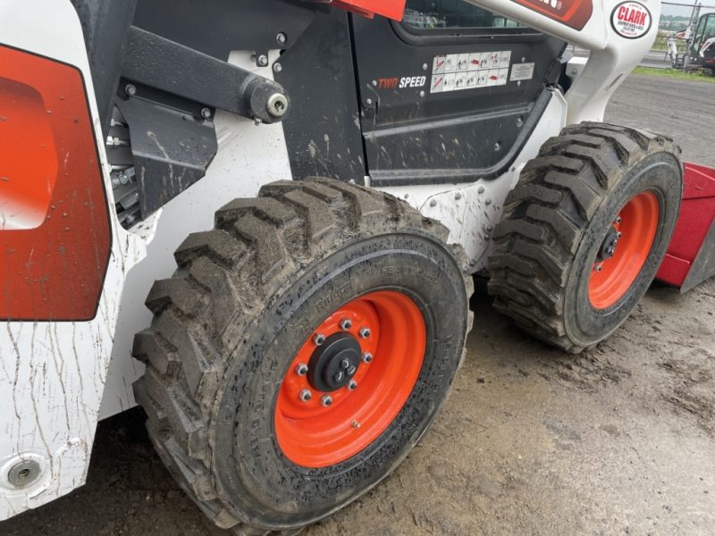 BOBCAT S76 74HP TIRES HI FLOW