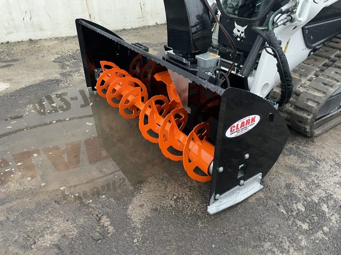 SKIDPRO SNOW BLOWER  84in. HIFLOW