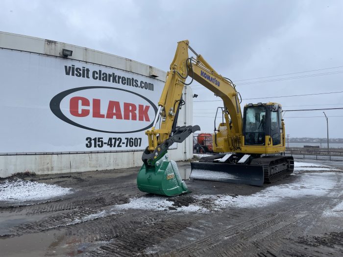 KOMATSU PC138 BLADE HYD THUMB/COUPLER