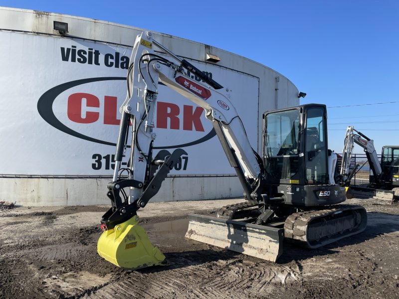 BOBCAT E50 MINI EXCAVATOR