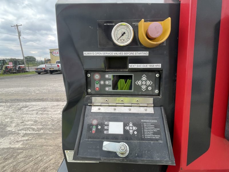 400CFM CHICAGO PNEUMATIC AIR COMPRESSOR