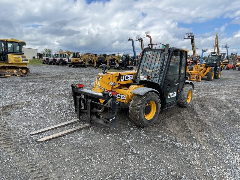 JCB 525-60 5500# 20FT REACH