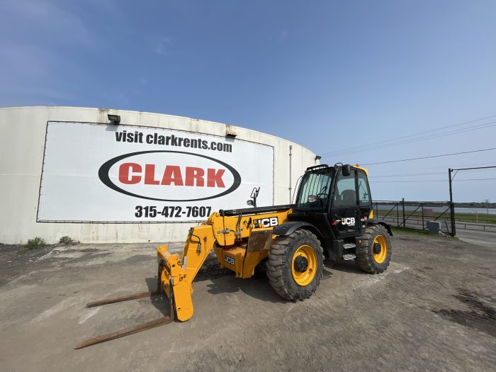 JCB 540-140 8,800# 46FT REACH HI VIZ