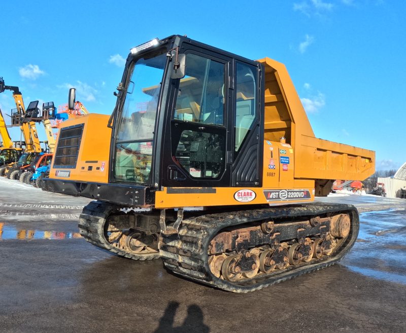 MOROOKA MST2200VDR SWIVEL DUMPER