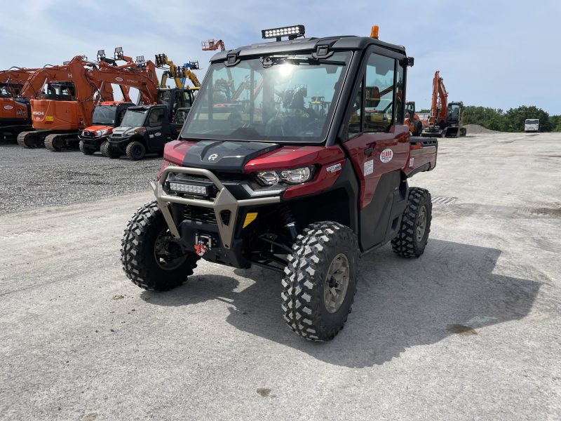 CAN-AM DEFENDER LIMITED 2DR (RED)