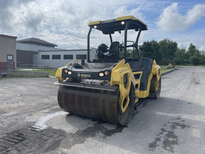 BOMAG BW190 Ozzy 78in. DOUBLE DRUM