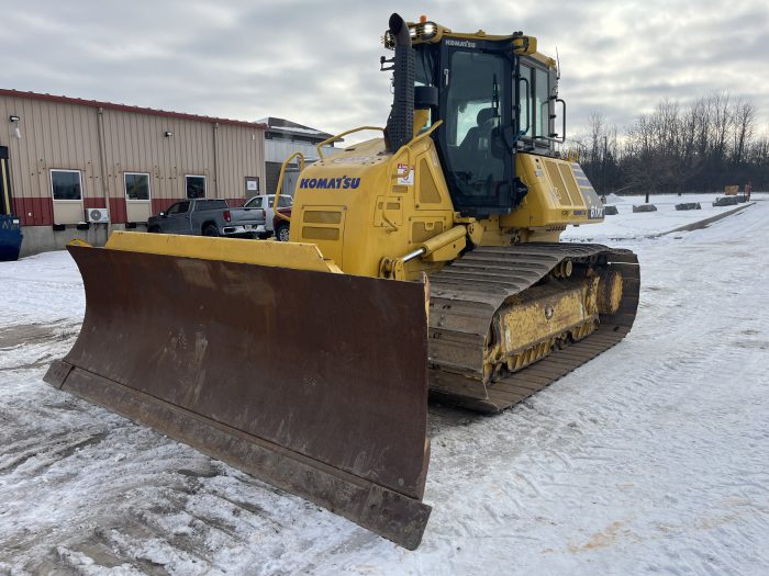 KOMATSU D61PX-24 CRAWLER DOZER