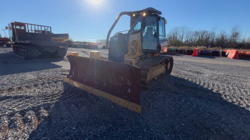 CAT D3 LGP 104HP 20,600LBS