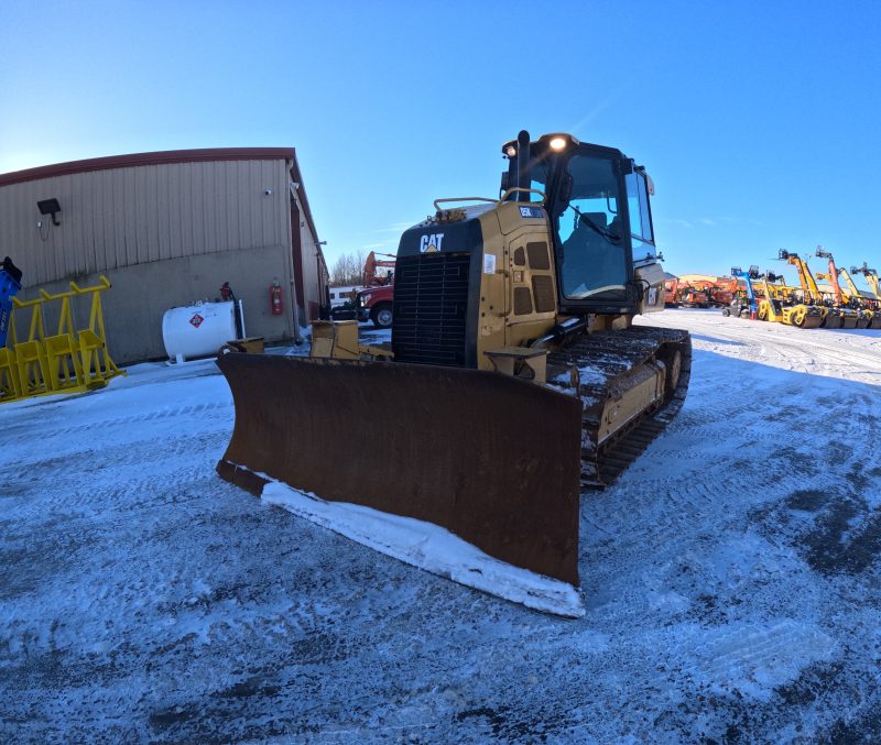 CAT D5K2LGP 104hp, 20,600lbs